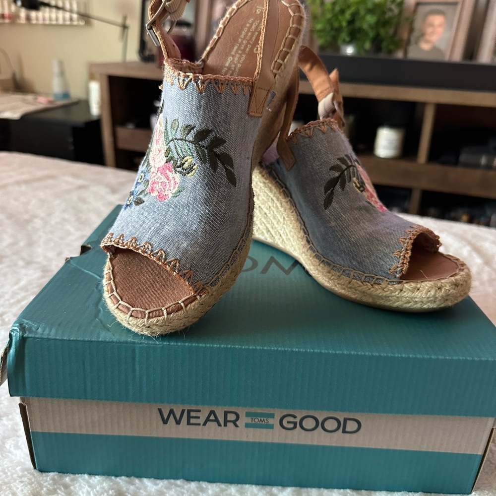 Denim Wedge with Floral Embroidery